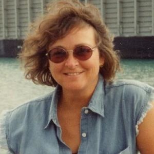 Meet your Posher, Larisa